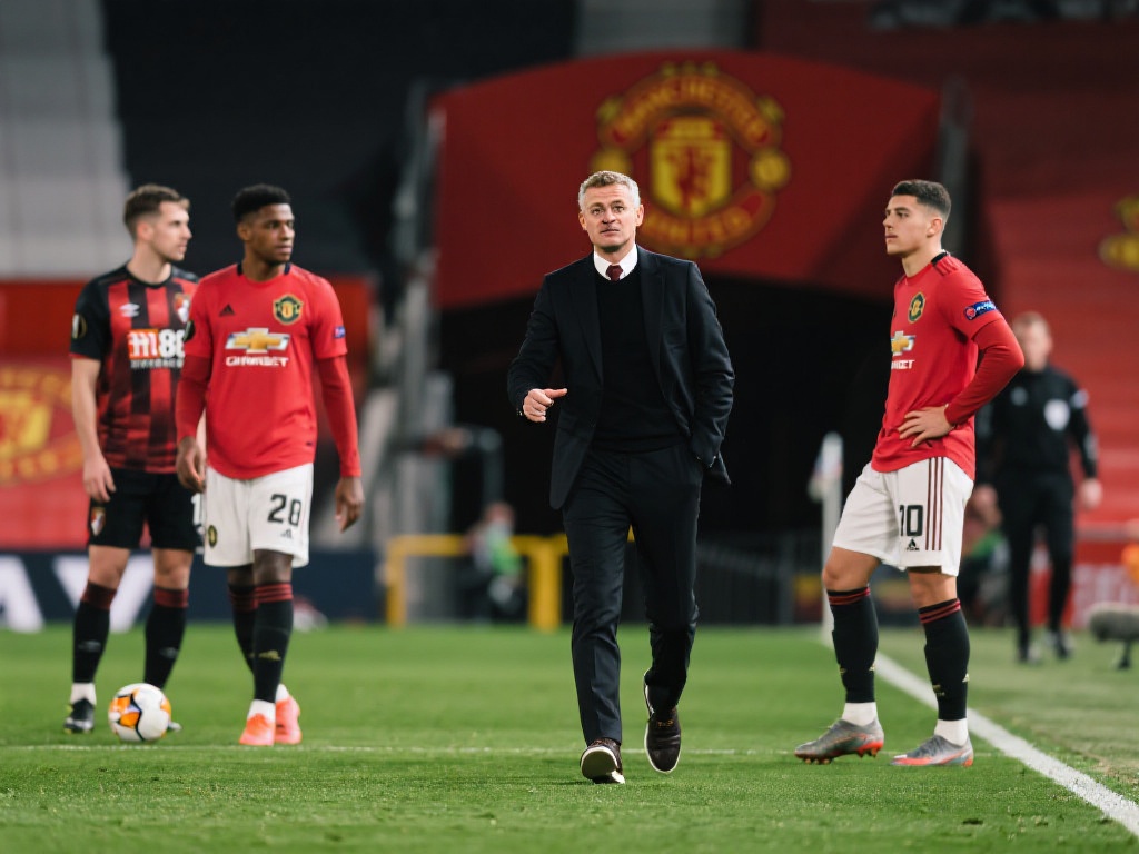 在过去两个赛季，曼联表现虽呈上升趋势，但